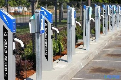 2019年充電樁需求加速釋放，新能源汽車(chē)充電信息化開(kāi)發(fā)運(yùn)營(yíng)全面提速